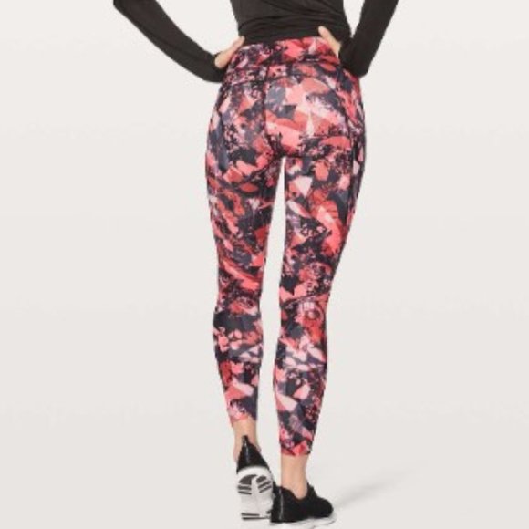 Lululemon Fast & Free 7/8 Tight II 25" Translucence Alpine White Multi Sz 8 - Picture 4 of 4